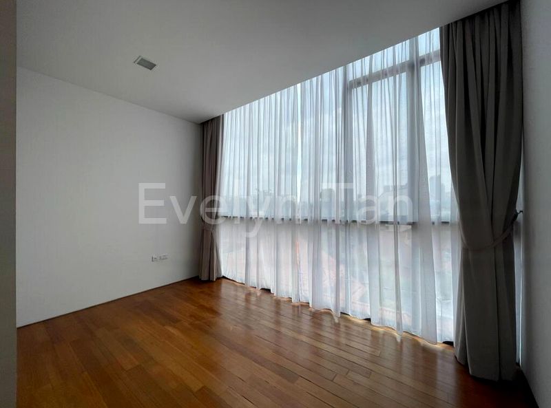 4 Bed Condo for Sale in  Three Buckley - Image 15